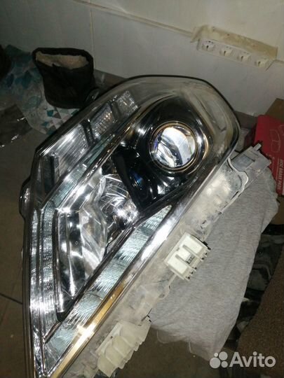 Фара левая Nissаn patrol y62