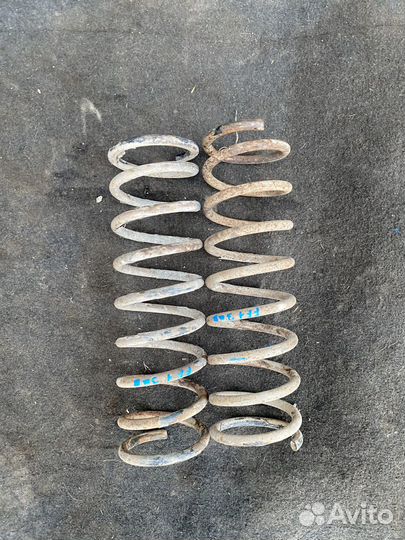 Задние пружины Ford Focus 1