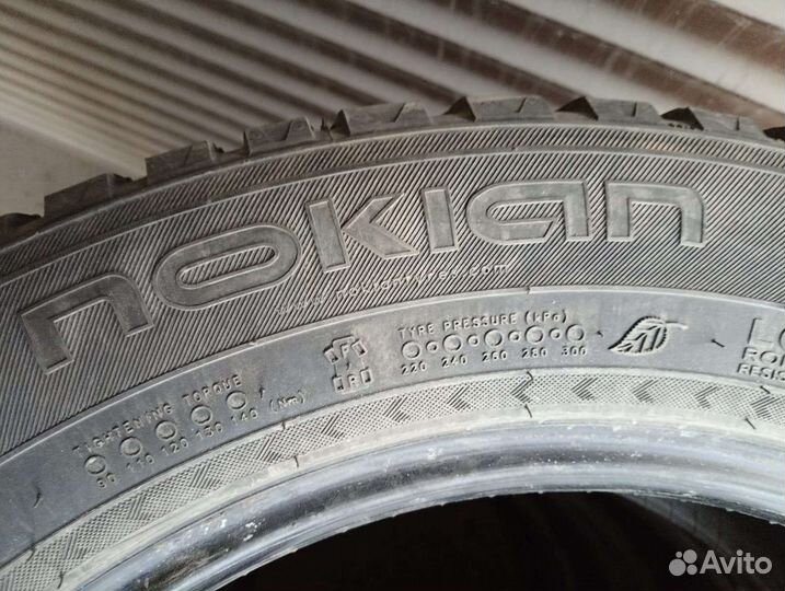 Nokian Tyres Hakkapeliitta 8 SUV 235/55 R17