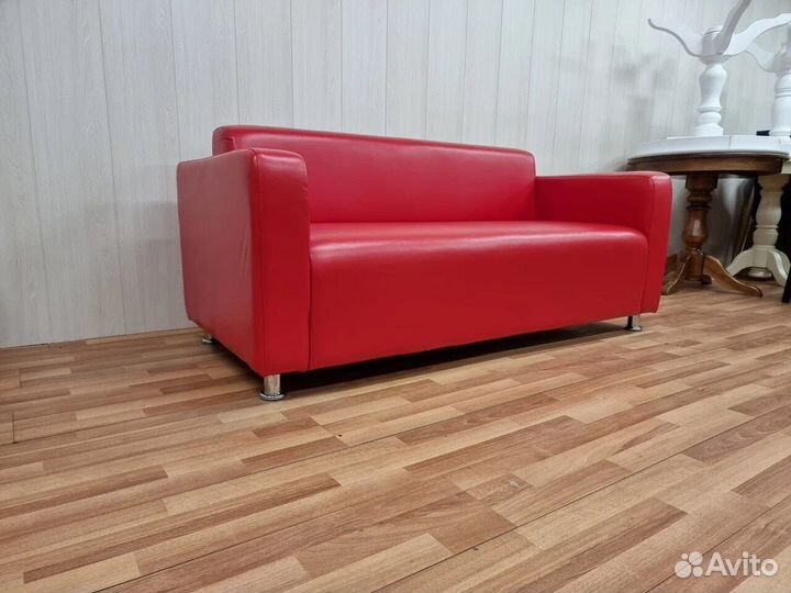 Диван для офиса