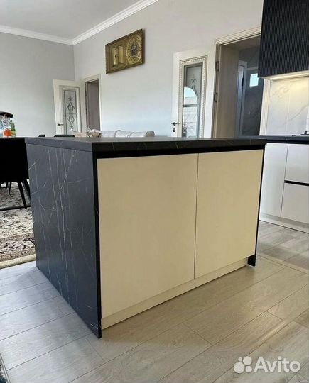 Кухня новая