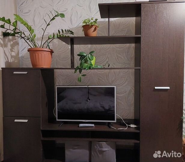 Стенка в гостиную