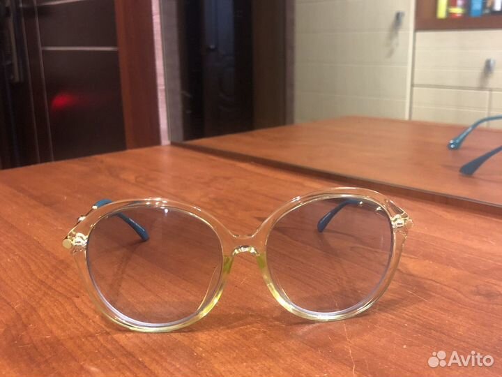 Продам очки с диоптриями новые -2,5