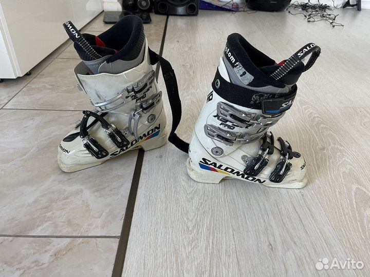 Горнолыжные ботинки детские 23