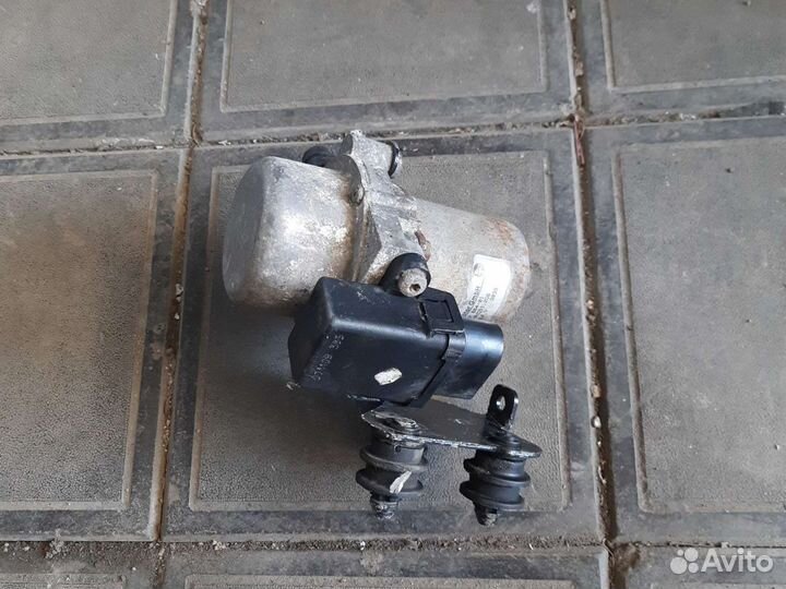 Вакуумный насос тормозной системы Volkswagen