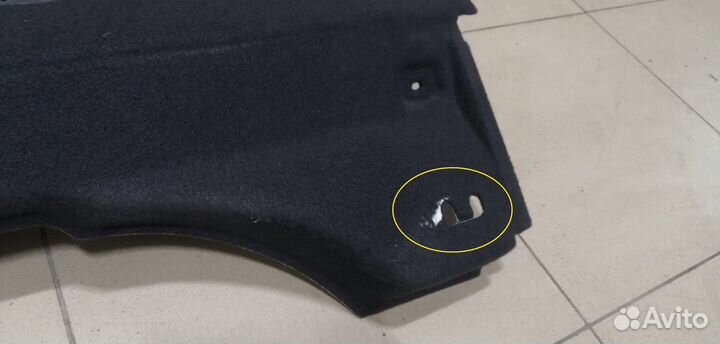 Полка Avensis II 2003-2008