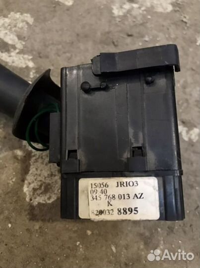 Переключатель подрулевой на Рено Лагуна 2006г