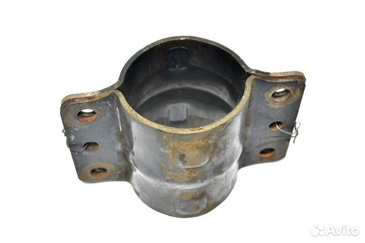 Кронштейн крыла ведущего моста, задний левый scani