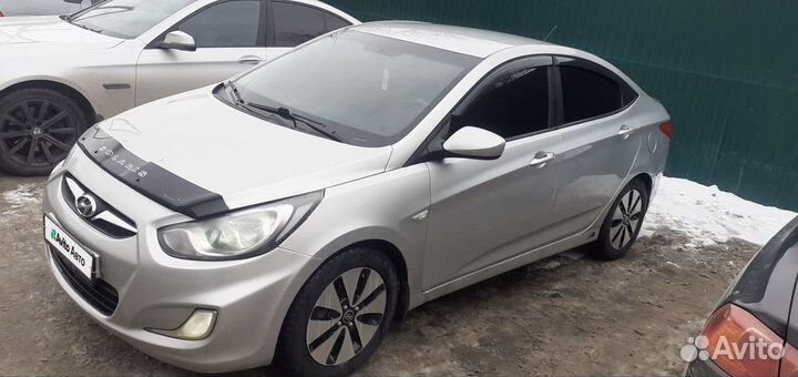 Hyundai Solaris 1.4 AT, 2012, 246 000 км