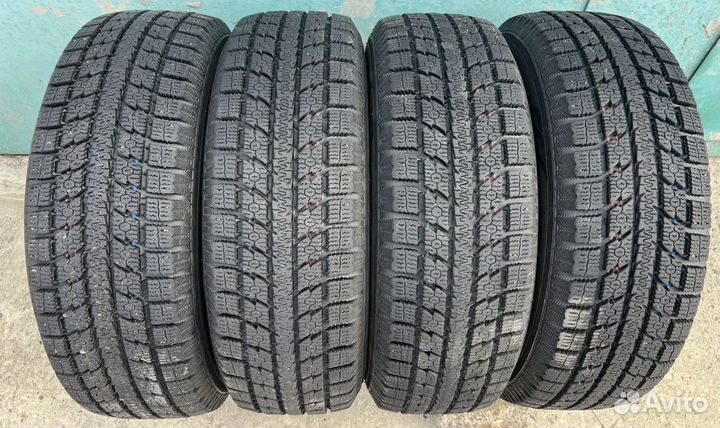 Toyo Observe GSi-5 205/55 R16 94T