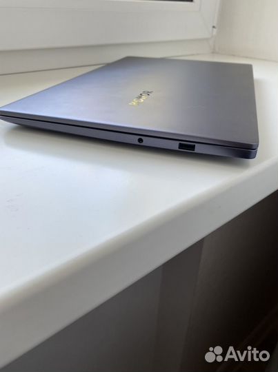 Honor MagicBook X15 I5-10210U (Intel)