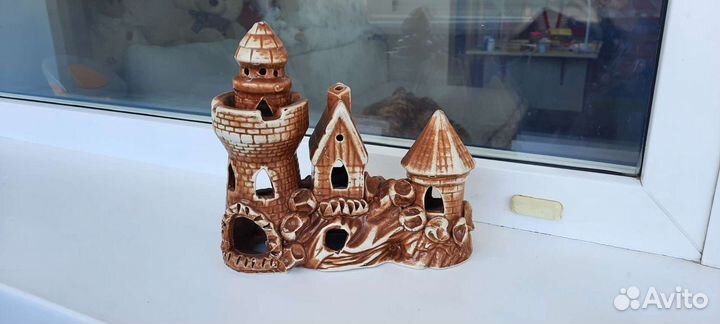 Домик для рыбок для аквариума