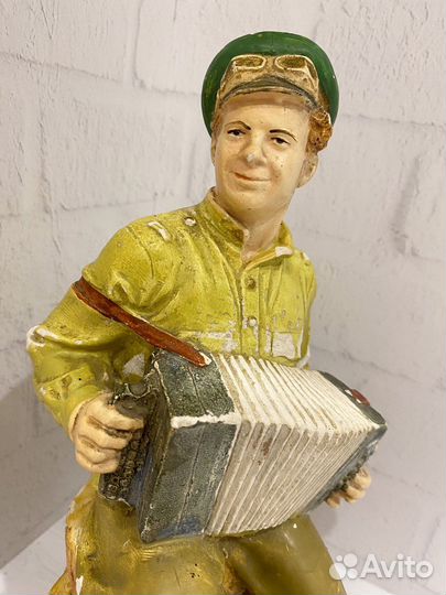 Иван Бровкин статуэтка СССР