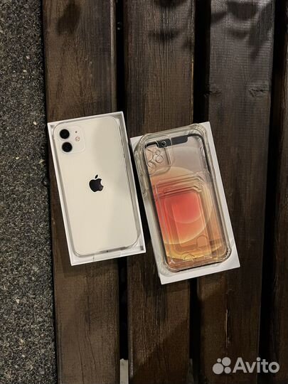 iPhone 12, 64 ГБ