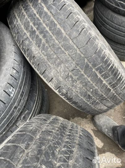 Bridgestone Dueler A/T 265/65 R17