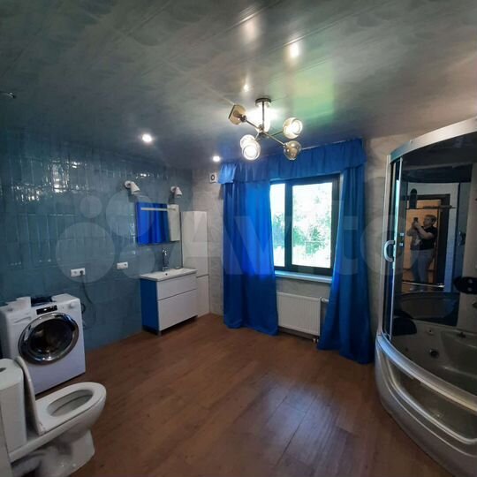 Коттедж 270 м² на участке 24,8 сот.