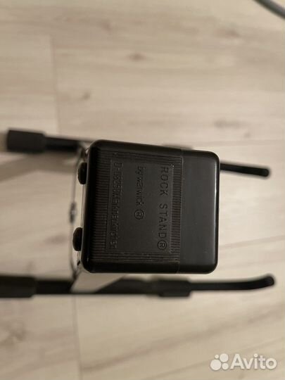 Стойка подставка для гитары новая