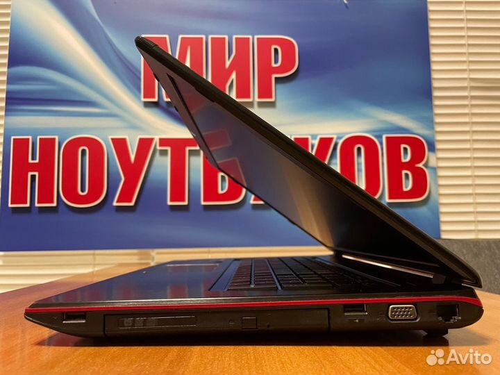 Игровой ноутбук MSI / RGB подсветка / i7