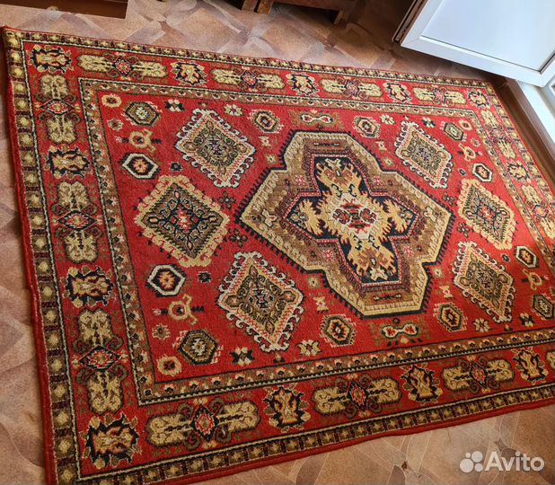 Ковёр шерстяной