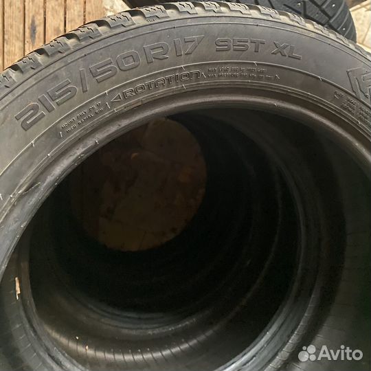 Nokian Tyres Hakkapeliitta 8 215/50 R17 95T