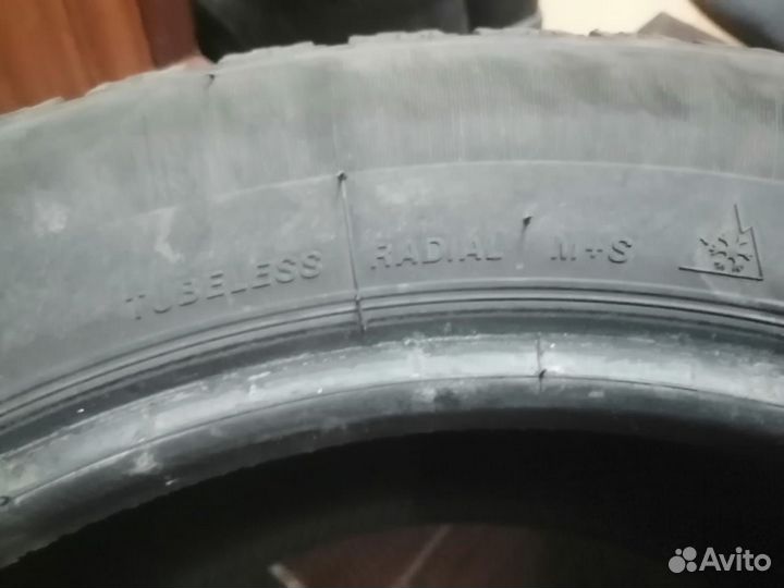 Bridgestone Ice Cruiser 7000S 205/55 R16 91T