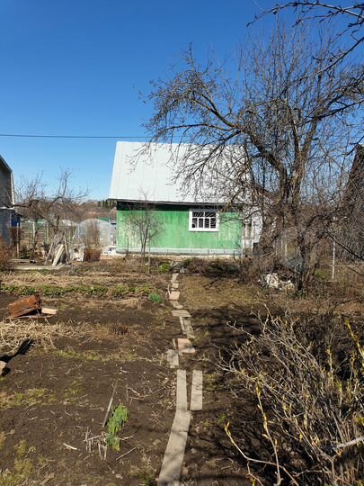 Дача 20 м² на участке 3 сот.