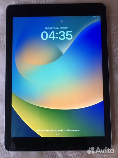 Планшет iPad 5-го поколения Wi-Fi 32Gb A1822