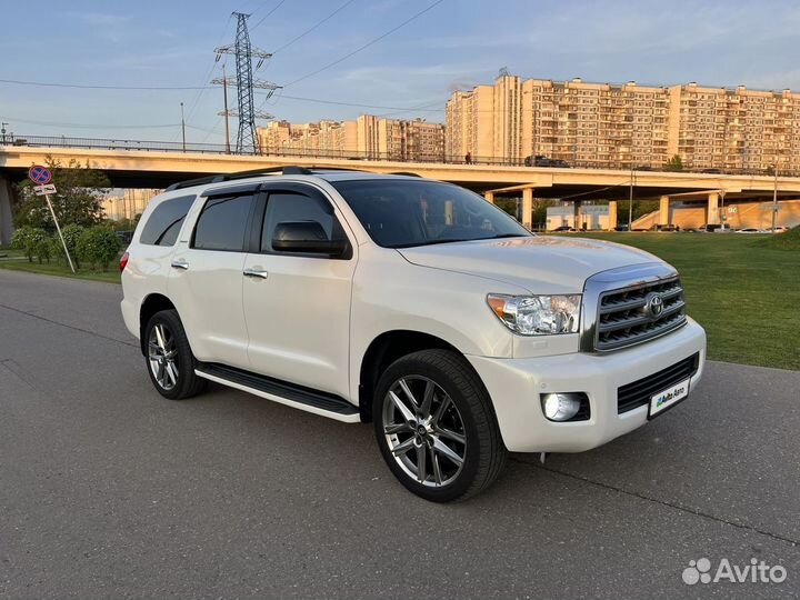 Toyota Sequoia 5.7 AT, 2012, 240 000 км