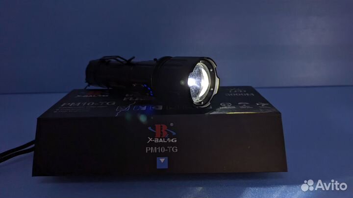 Фонарь ручной X-Bal-G 3000м дальность
