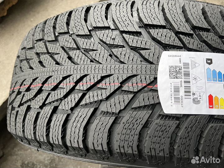 Nokian Tyres Hakkapeliitta R3 275/50 R21