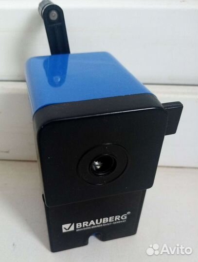 Точилка для карандашей механическая