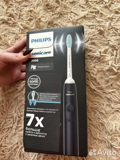 Электрическая зубная щетка philips