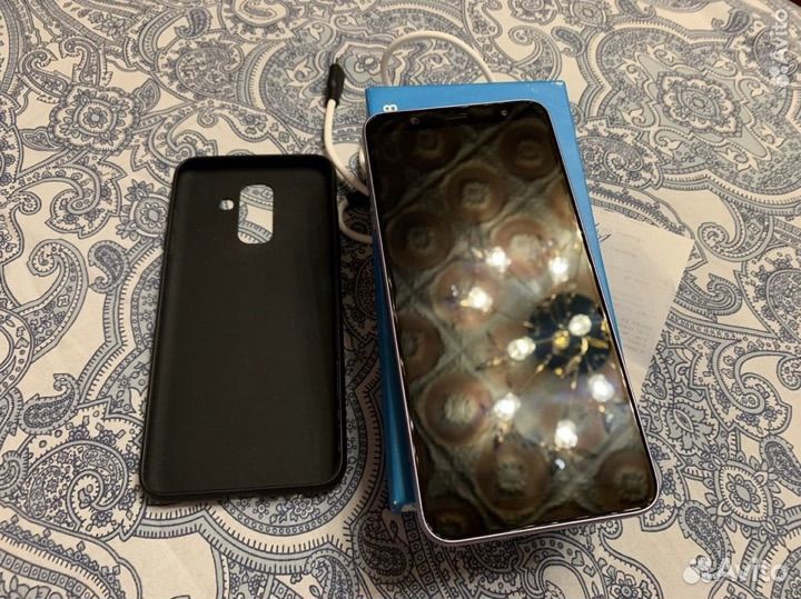 Samsung galaxy j8