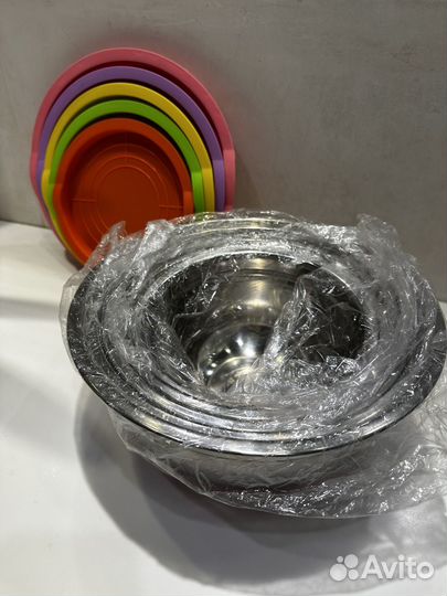 Набор мисок с крышкой из нержавеющей стали