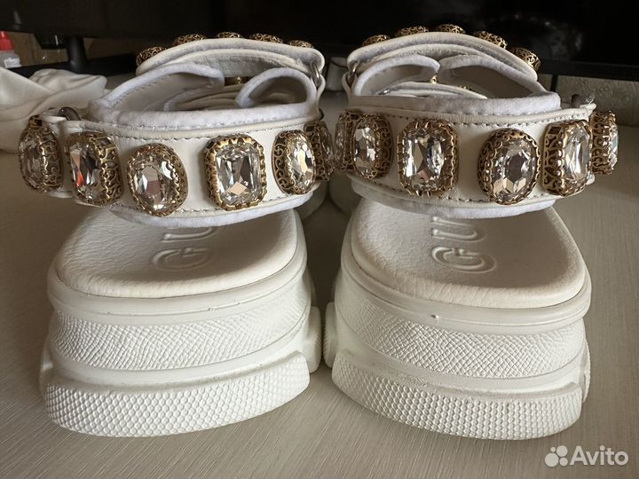 Сандалии Gucci Flashtrek