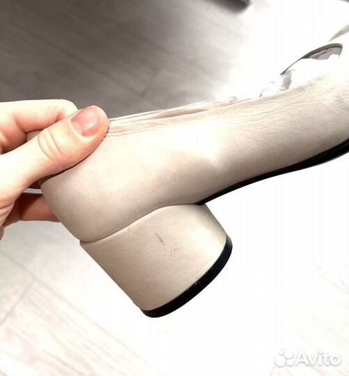 Классические женские туфли 38 размера ессо