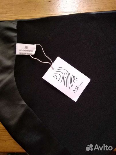 Новые, стильные, кожаные косынки