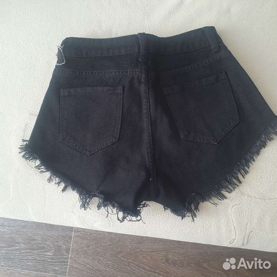 Шорты женские