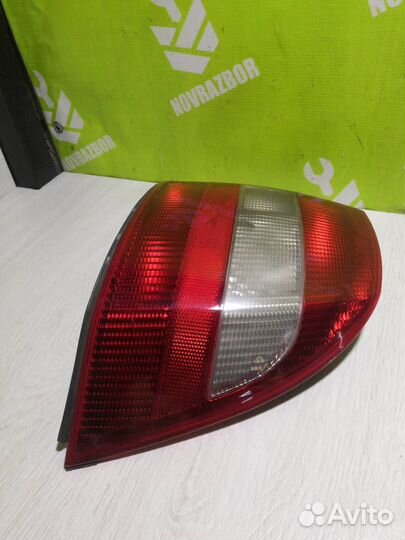 Фонарь задний правый Опель Вектра Б