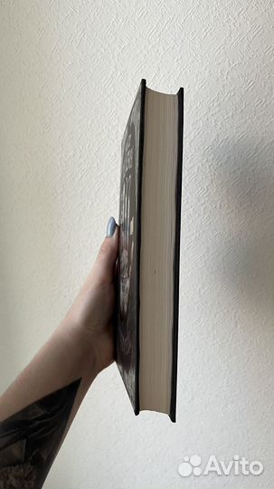 В.Пелевин - смотритель 1 орден желтого флага