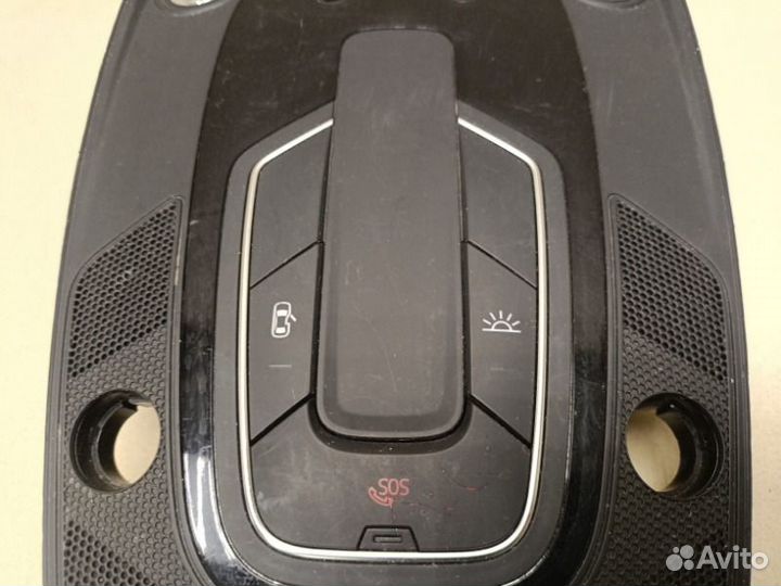 Плафон салонный Audi Q5 2020