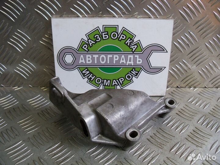 Кронштейн гидроусилителя Audi 80 / 90 B3 2.0 PS