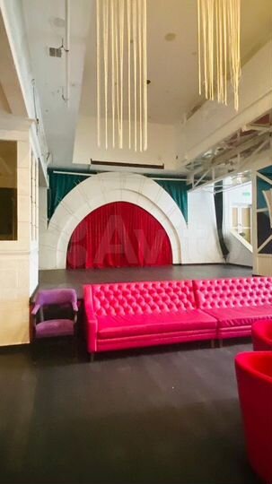 Ресторан, клуб, кальянная, бар 1300 м²