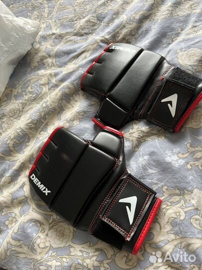 Шингарты перчатки MMA