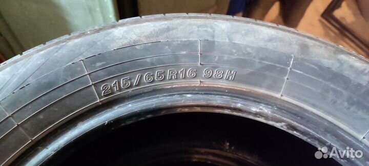 Yokohama BluEarth-A 215/65 R16