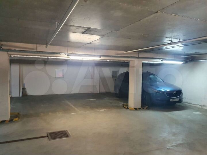 Машиноместо, 15 м²