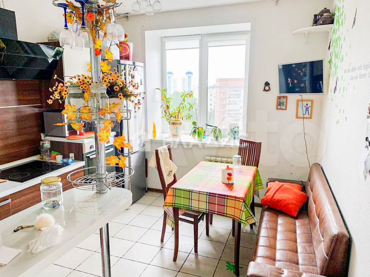 2-к. квартира, 85 м², 13/17 эт.