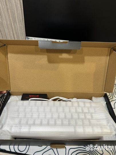 Беспроводная игровая клавиатура Redragon K530W-RGB