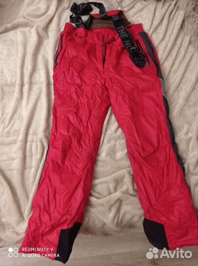 Горнолыжный костюм женский 44-46 размер