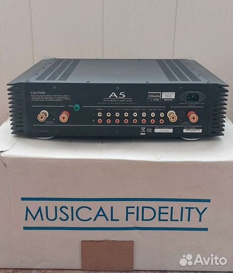 Интегральный усилитель Musical Fidelity A5-INT